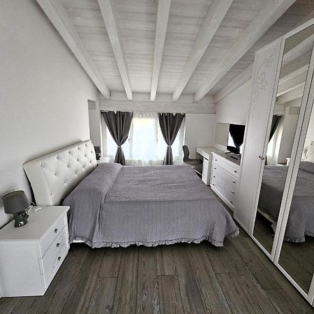 Villa Joy Verona - Luxury Chalet Luaran gambar