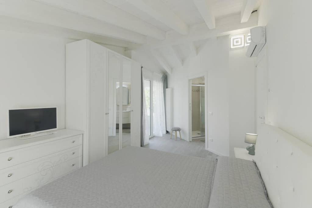 Villa Joy Verona - Luxury Chalet Luaran gambar